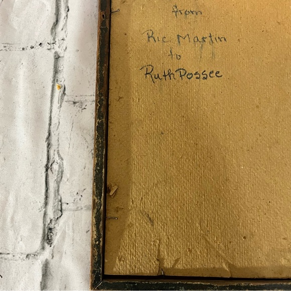 vintage old framed print Baby in high chair eating fruit wooden frame 8.5’x12’ - Picture 11 of 12